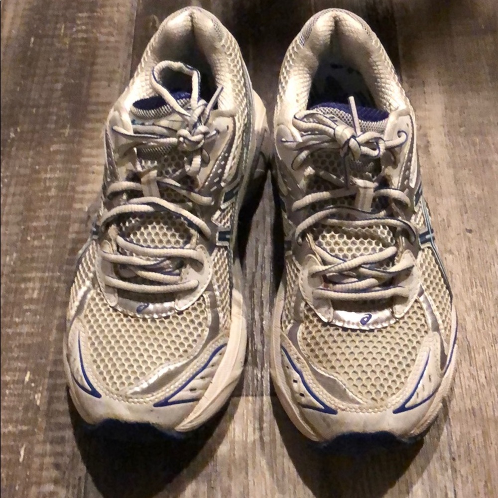 Women’s shoe